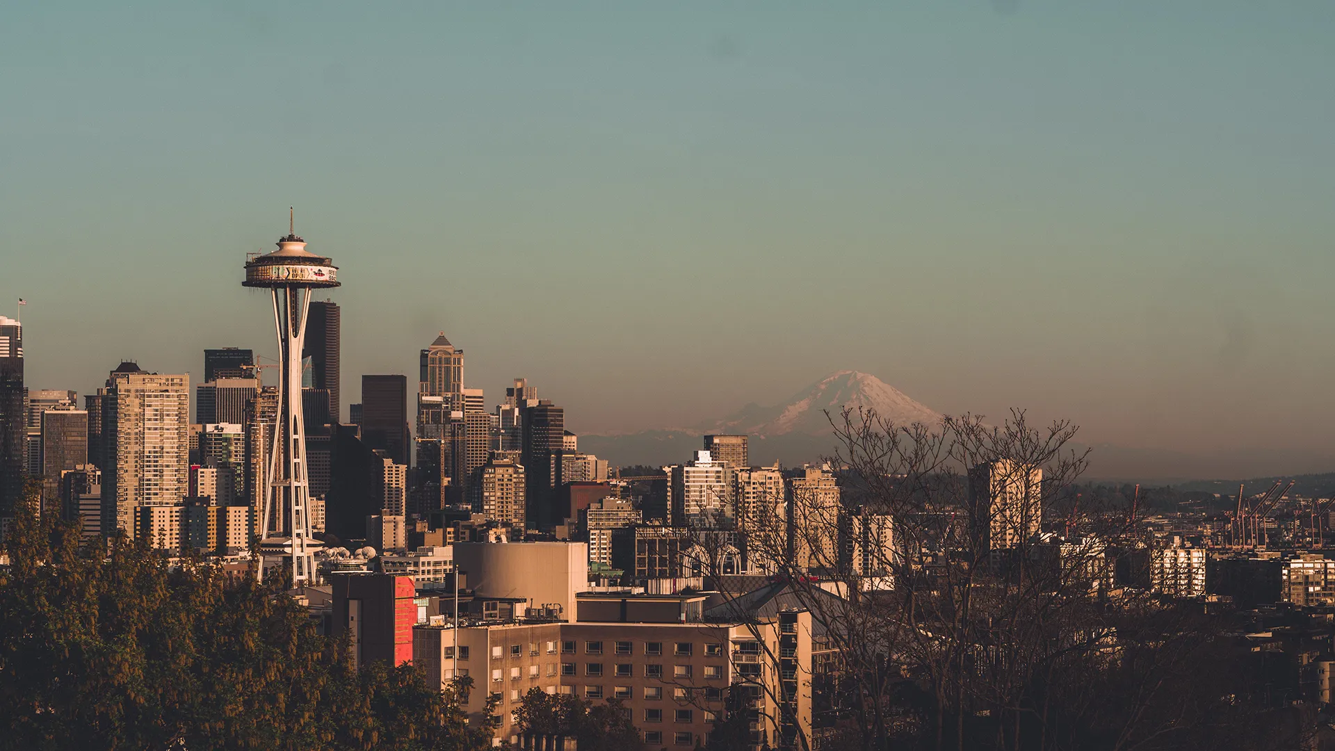 A skyline view of Seattle and Mt. Rainier